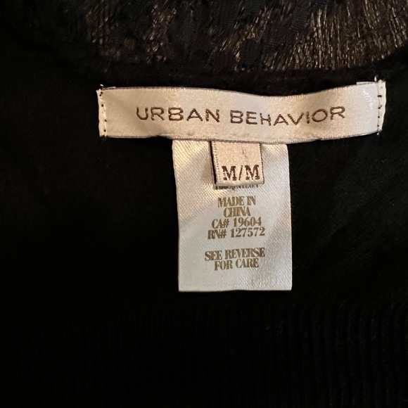 Urban Behavior Cardigan sweater, Size Medium in Black - Picture 3 of 3
